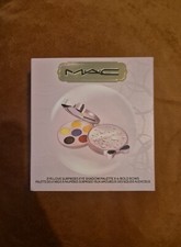 Mac Eye Love Surprise Shadow Pallet