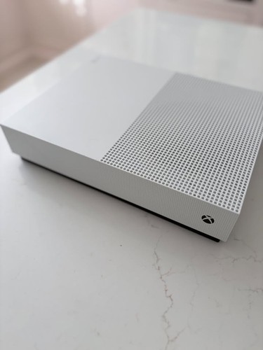 Xbox one all digital - s, 1