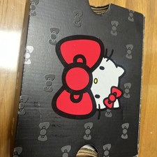 Hello Kitty x Converse All