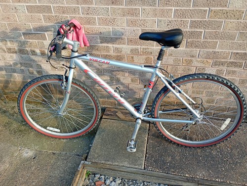 Carrera vulcan mountain bike - carrera,
