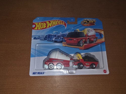 Hot wheels track fleet - track,