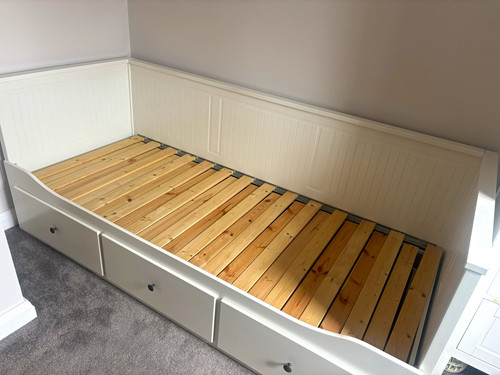 Ikea hemnes daybed bed - ikea, frame
