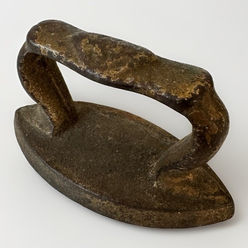 Antique miniature cast iron - antique,