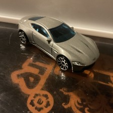 Hot Wheels Aston Martin DB10