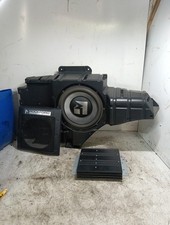 2007 MITSUBISHI SHOGUN Mk4 ROCKFORD FOSGATE SUB WOOFER 8720A031 Sound System 