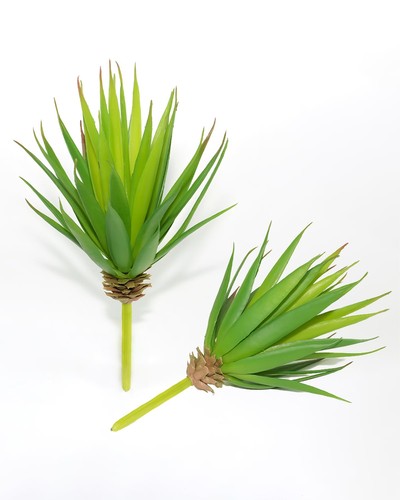 Pieces realistic artificial - realistic,