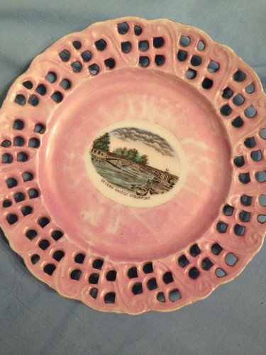 Antique ribbon display - ribbon, plate