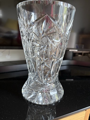 Lovely heavy crystal cut glass - lovely,