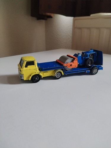 Vintage corgi juniors ford - vintage,