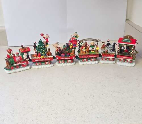 Danbury mint miniature - mint,