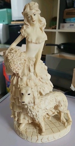 Belcari lady figurine a - figurine,,