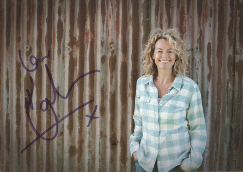 Kate humble hand signed 6x4 - kate,