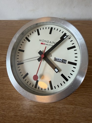 Mondaine sbb swiss official - mondaine,