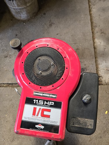Briggs and stratton engine - briggs,