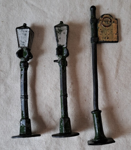 Vintage painted metal - vintage,