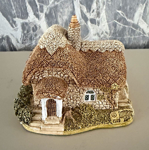 Lilliput lane cline cottage - lane,