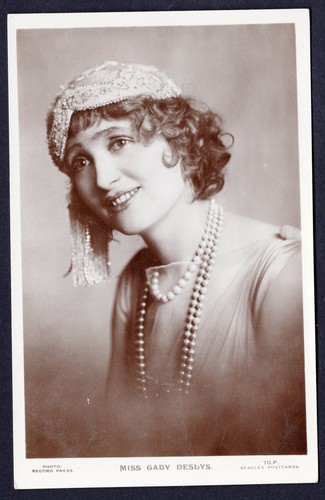 Beagles rppc actress miss - beagles,