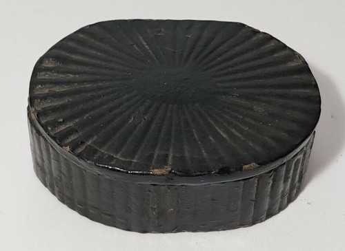 Antique snuff box black - antique,