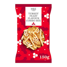 M&S Potato Crisps Turkey Feast Flavour Combo Mix 150g, Seasoned Snacks