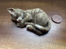 Vintage - Small Stone Sleeping