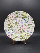 Queens COUNTRY MEADOW Salad