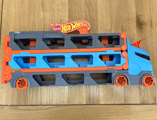 Hot wheels city - hot,