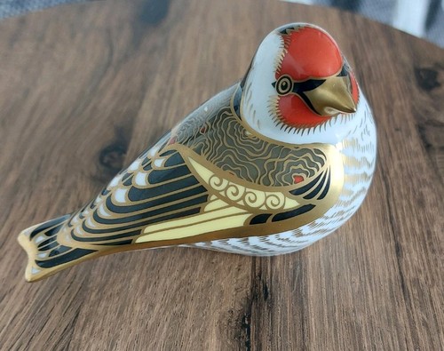 Royal crown derby goldfinch - royal,