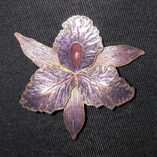 Vintage fish and crown enamel