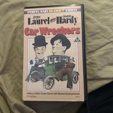 LAUREL & HARDY - CAR WRECKERS