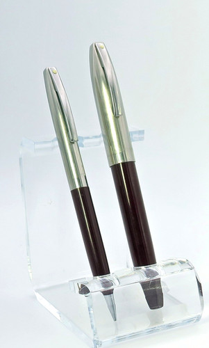Vintage burgundy sheaffer - vintage,