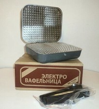 ELECTRIC WAFFLE MAKER. SQUARE