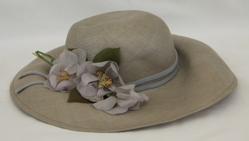 Vintage ladies sisal hat - vintage, in