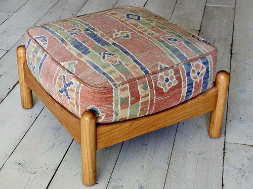 Ercol 1154 footstool - lt,