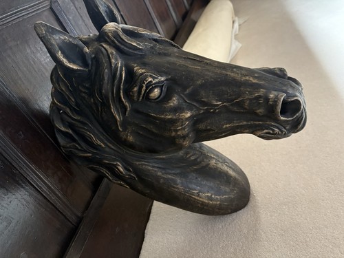 Horses head bust - horses,
