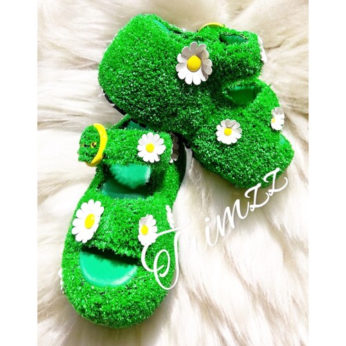 Size daisy themed - size,