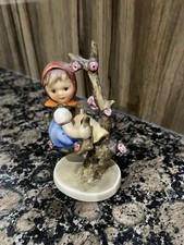GOBEL HUMMEL APPLE TREE GIRL