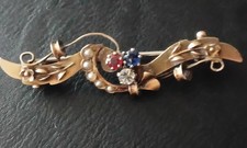 Victorian 9ct Gold Brooch Set