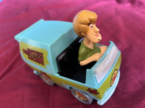 Scooby doo mystery machine - ,