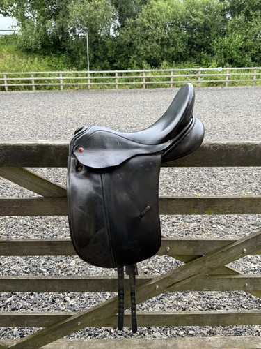 Albion slk dressage saddle - albion, m