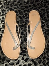 NEW Flat Marks and Spencer M &