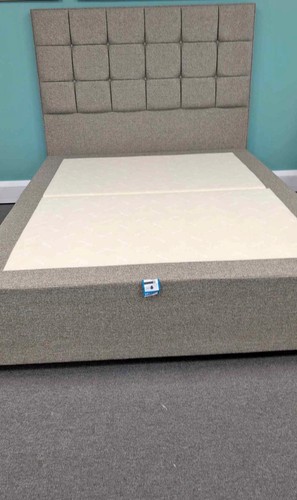 King size bed - king,