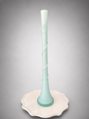 Vtg frosted glass soliflore - frosted,