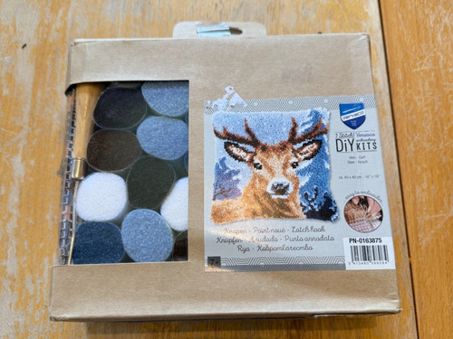 Vervaco stag deer - deer, latch