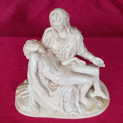 Stunning vintage style pieta - , 'pieta