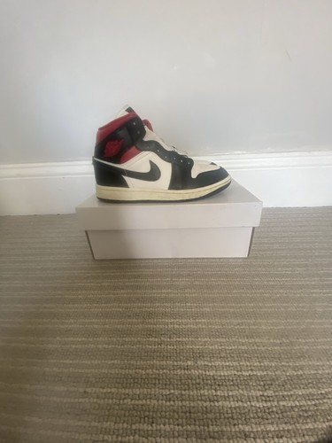 Air jordan mid - mid, white