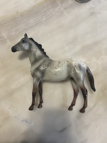 Retired classic breyer - breyer, horse