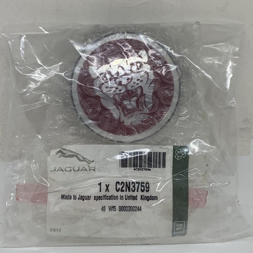 Wheel badge center - cap, red