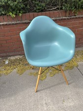 Charles eames chair vitra - charles,