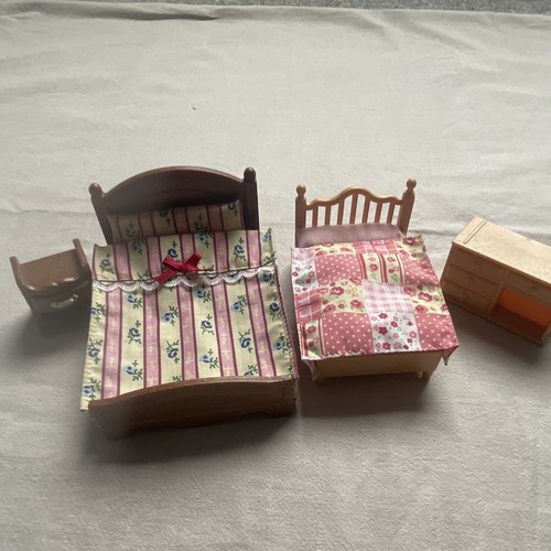 Sylvanian families - sylvanian,