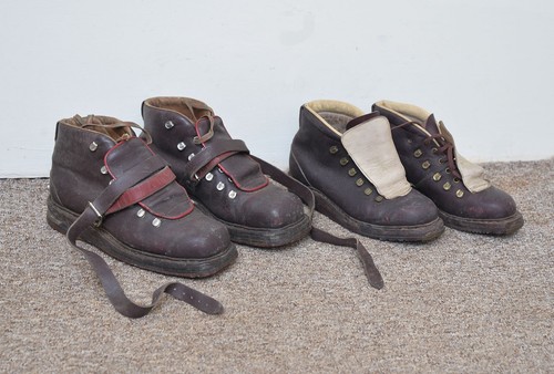 Vintage old ski boots shoes - old,